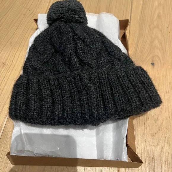 NWT Makié Toddler Cashmere Hat and Cotton Gloves